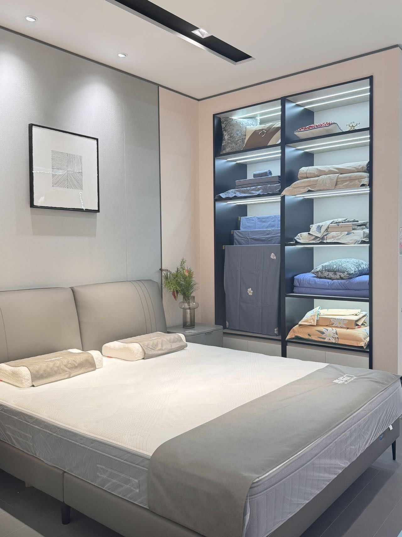 喜臨門 匠心鑄就軟體家具高品質，同心共筑家居夢想